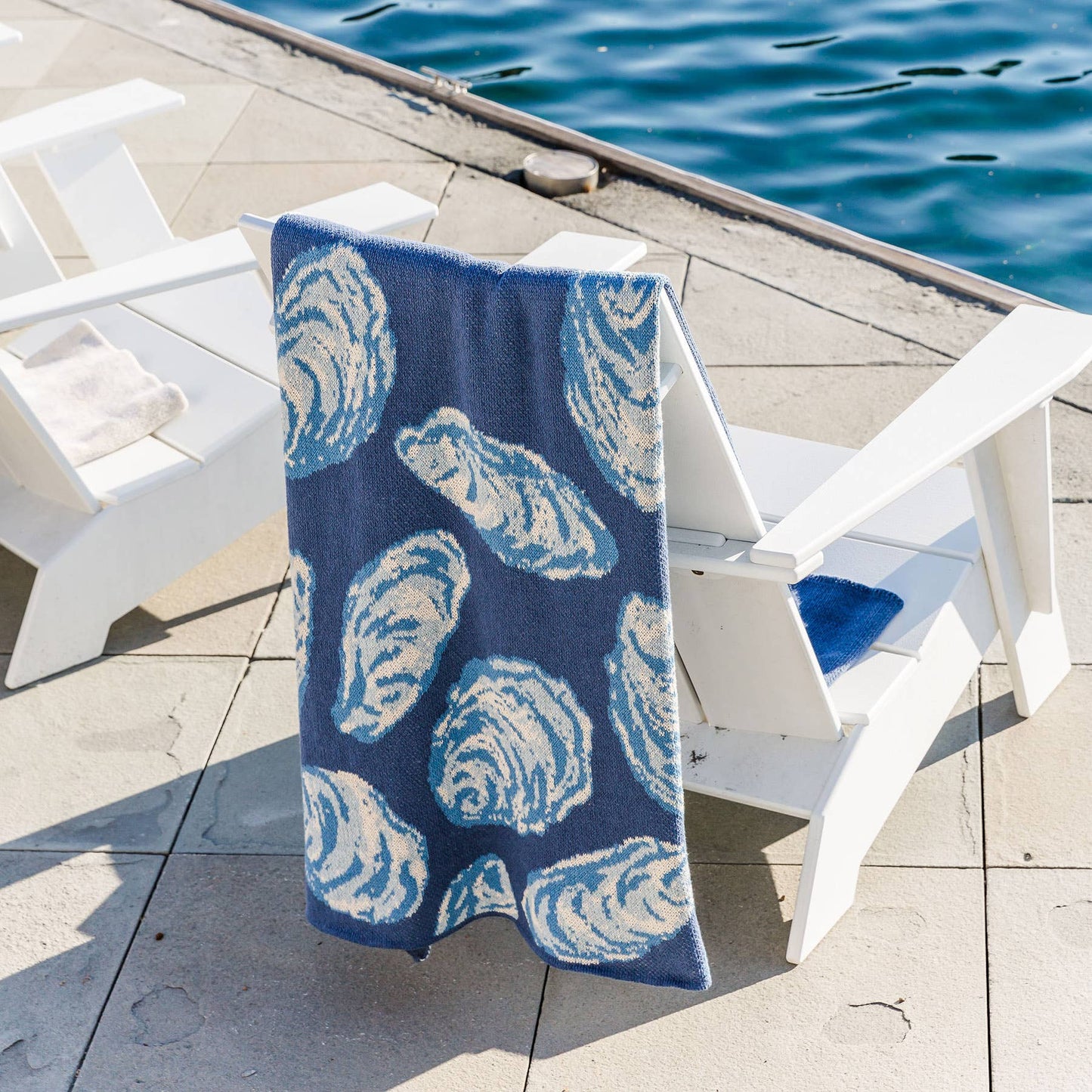 Coastal Oyster Throw Blanket