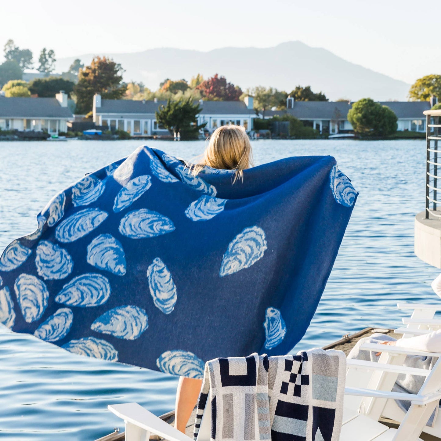 Coastal Oyster Throw Blanket